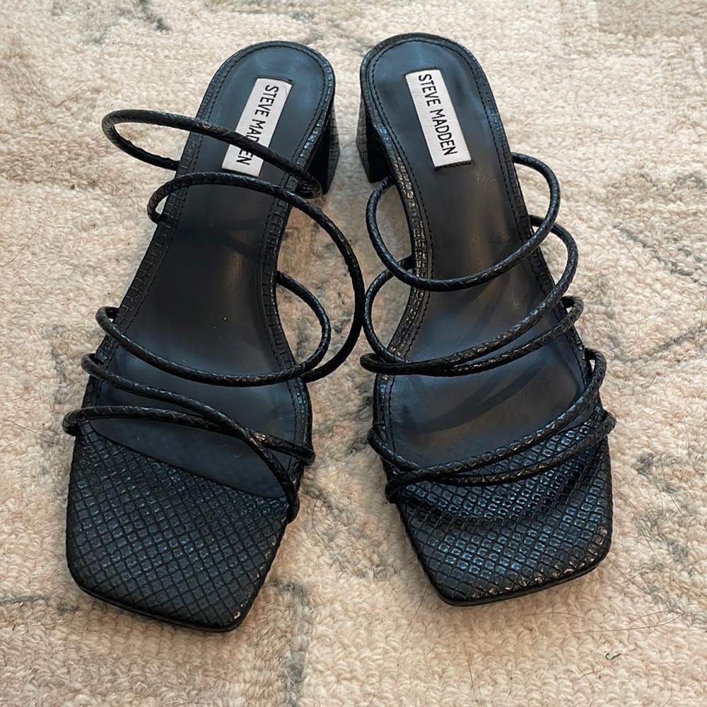 Steve Madden Black Paige Heel